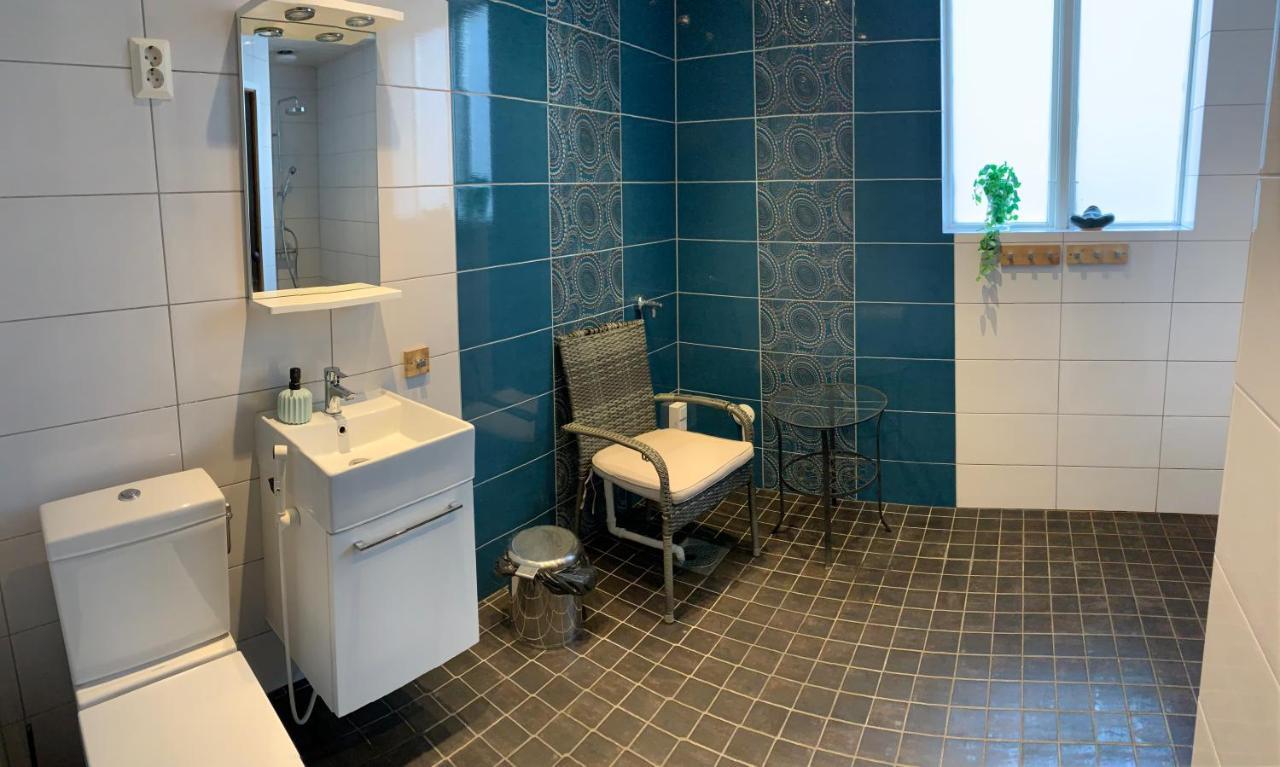 Centrumlagenhet Med Egen Bastu Mariehamn Exterior foto