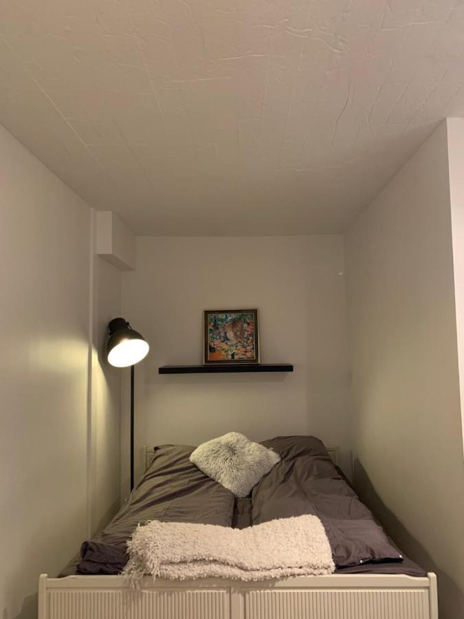 Centrumlagenhet Med Egen Bastu Mariehamn Exterior foto